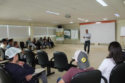 Programa Potencializa Jovem Coprossel gera oportunidades à nova geração 